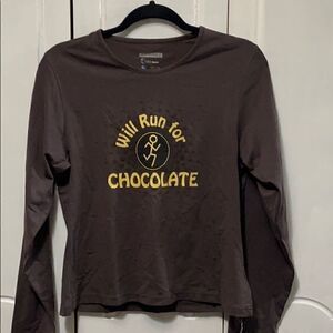 NWT Zorrel Athletic Brown Graphic Stretch Top M